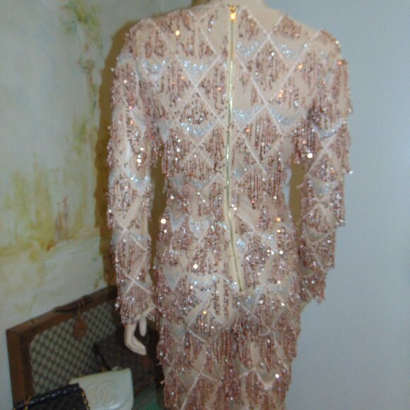 Pretty Little Thing Sequin Jumpsuit Champagne Mesh V-Neck sz 2 New Years - Picture 8 of 11